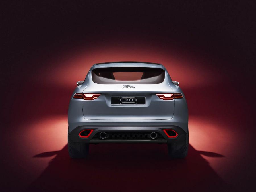  Jaguar C-X17 Concept in Liquid Aluminum 2013 года  (фото 21 из 38)